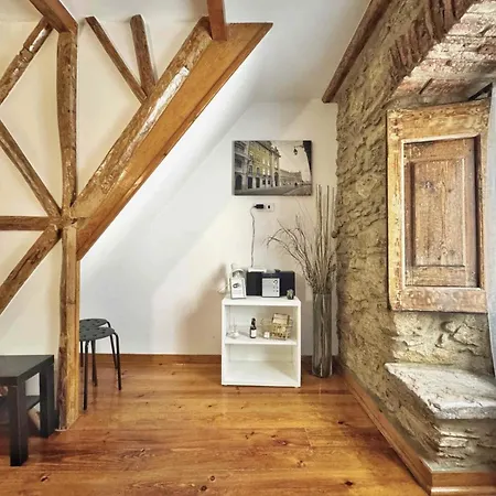 Sublime Medieval Alfama Apartamento