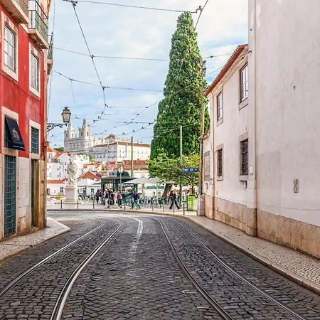 Pituresque Flat In St Jorge Castle By Homeful Homes 아파트