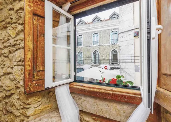 Pituresque Flat In St Jorge Castle By Homeful Homes