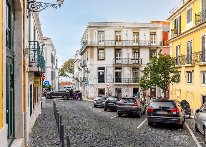 Pituresque Flat In St Jorge Castle By Homeful Homes