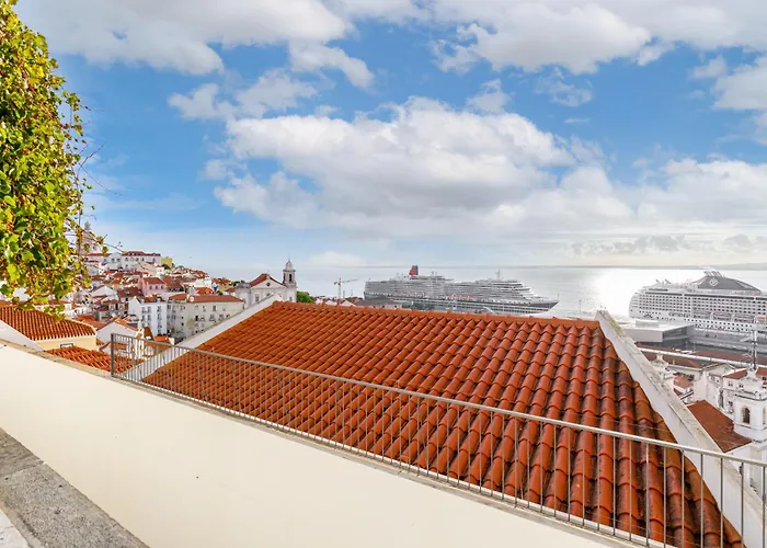 Pituresque Flat In St Jorge Castle By Homeful Homes Apartamento Lisboa